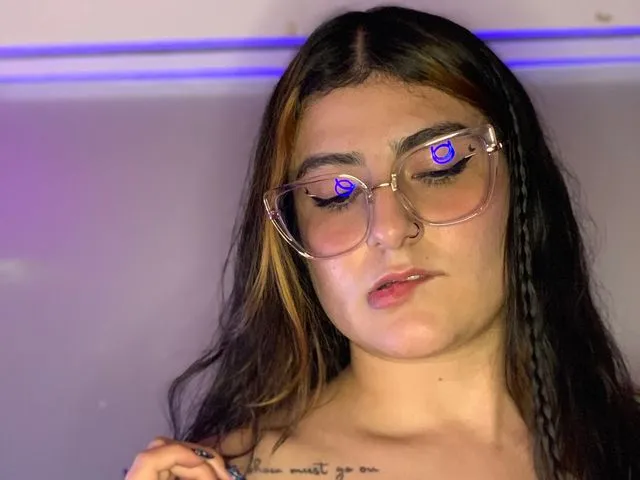 AhrianaBluff